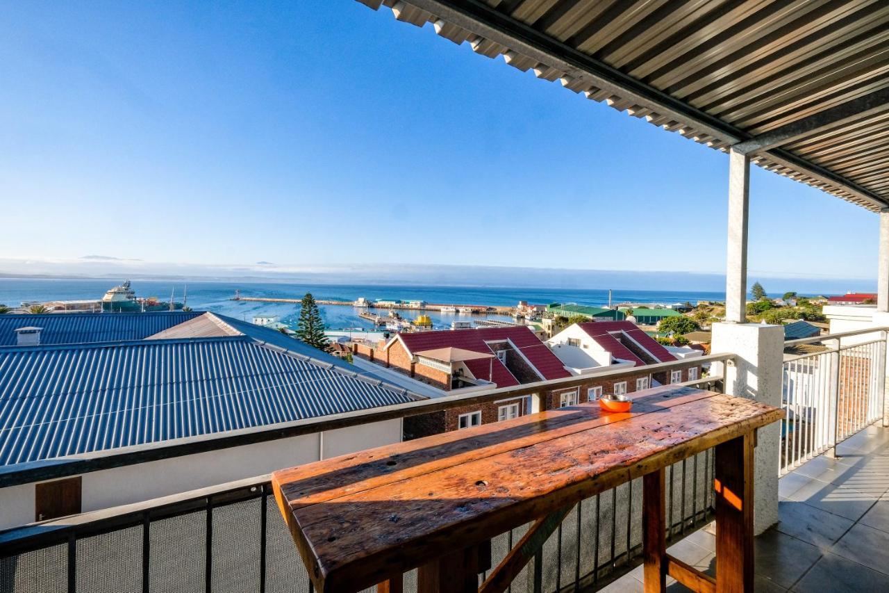 Awesome Ocean View Appartement Mosselbaai Buitenkant foto